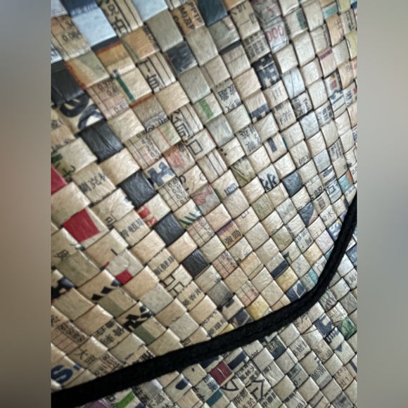 Unique Recycled Newspaper Messenger Bag Hand Woven Lined Laptop Sleeve Unisex - Picture 9 of 16